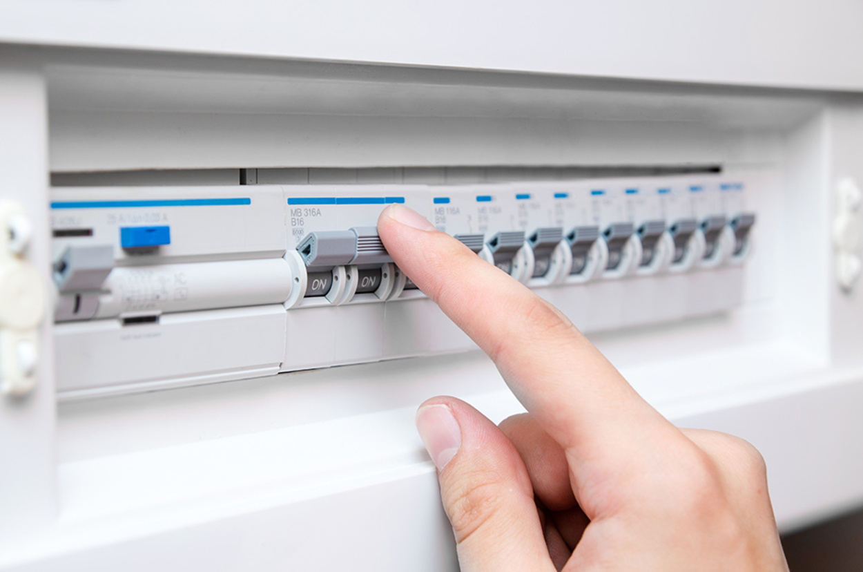 Schalt­schrank­bau bei Elektro Technik Schleicher GmbH in Bad Segeberg